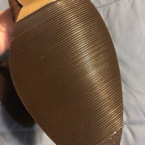 Brown suede boots - Picture 3 of 7